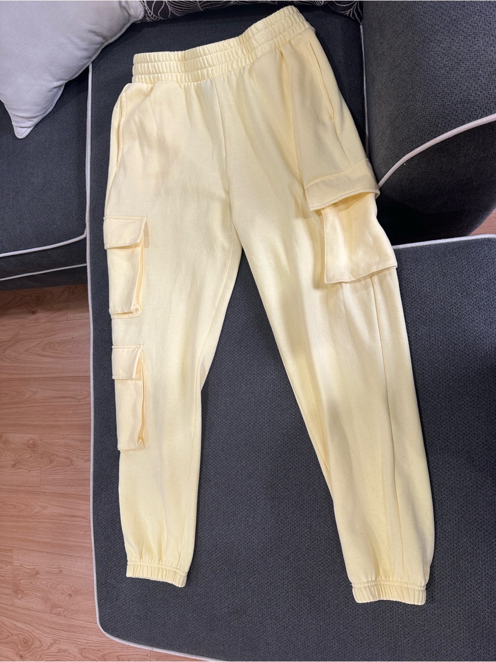 Forever 21 Kids Girl Pale Yellow Cargo Jogger Pants